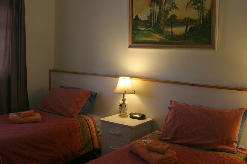 Clunes Motel Extérieur photo