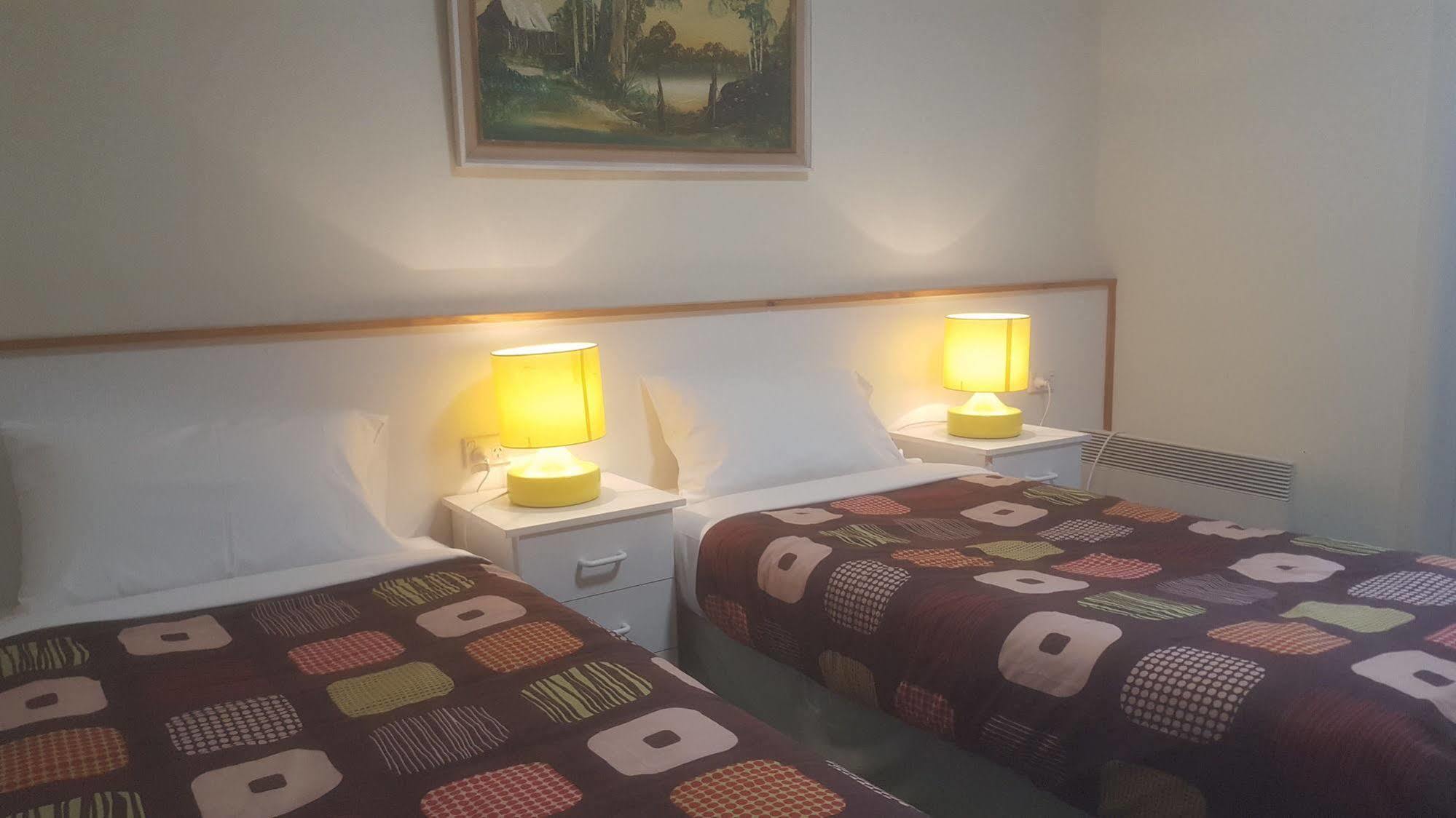 Clunes Motel Extérieur photo