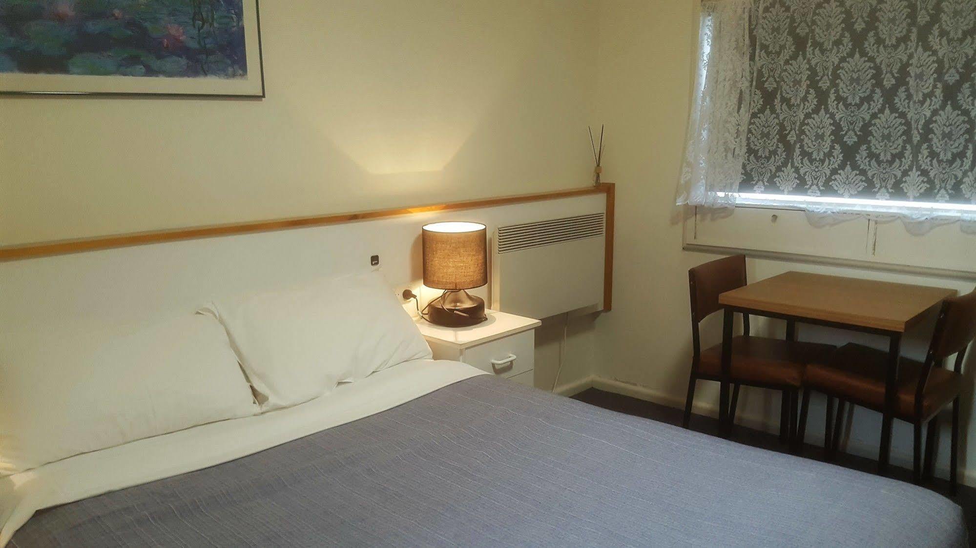 Clunes Motel Extérieur photo